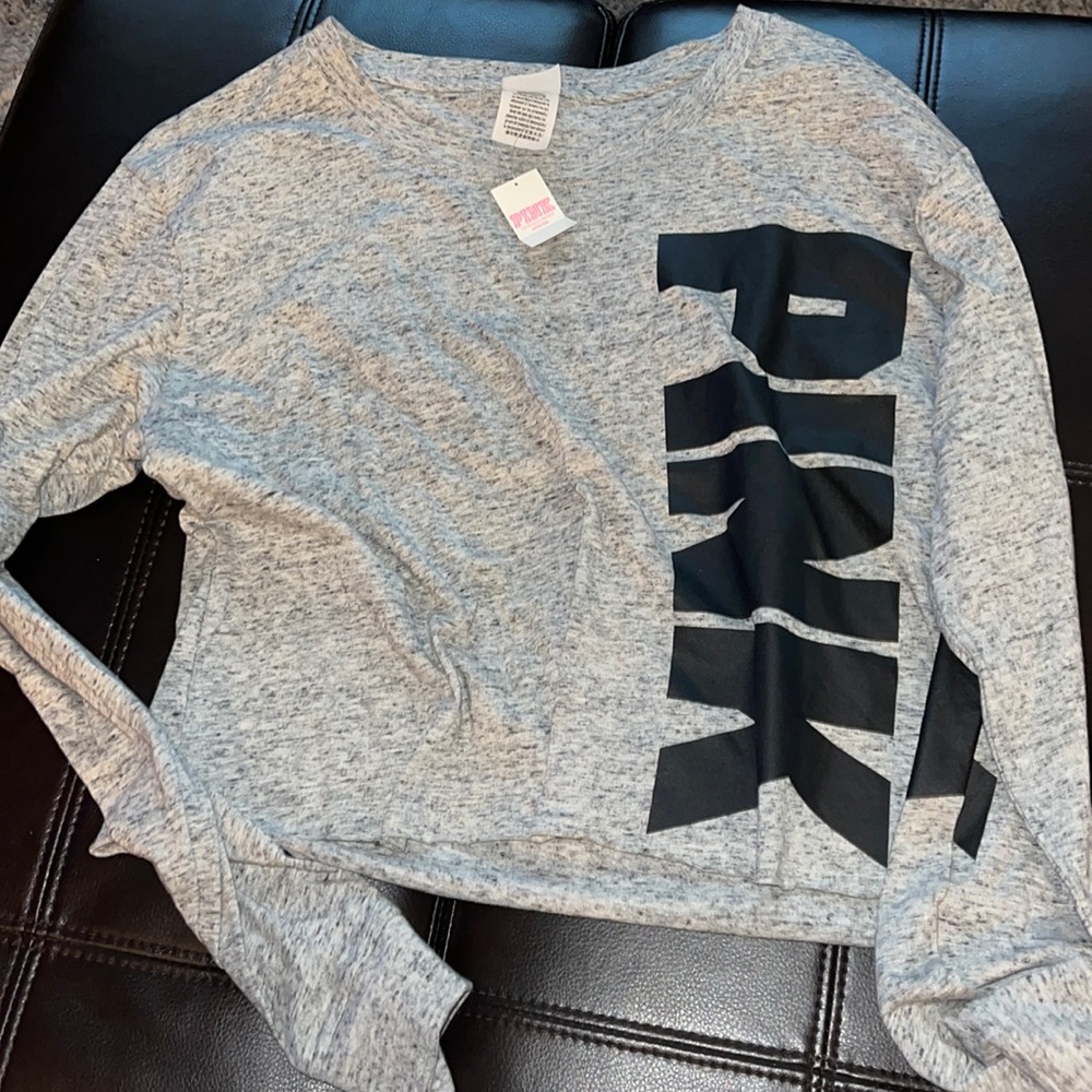 NWT VS Pink Long sleeve crop MD